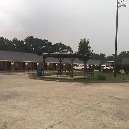 希尔斯比花园套房汽车旅馆 Silsbee 外观 照片